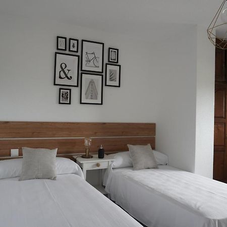Hostal La Biela 43 Galizano Dış mekan fotoğraf